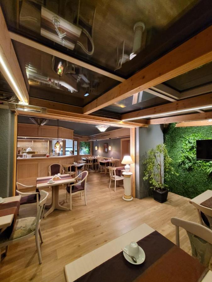 Hotel Ambiente Garni